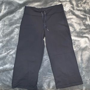 Lululemon crop pants